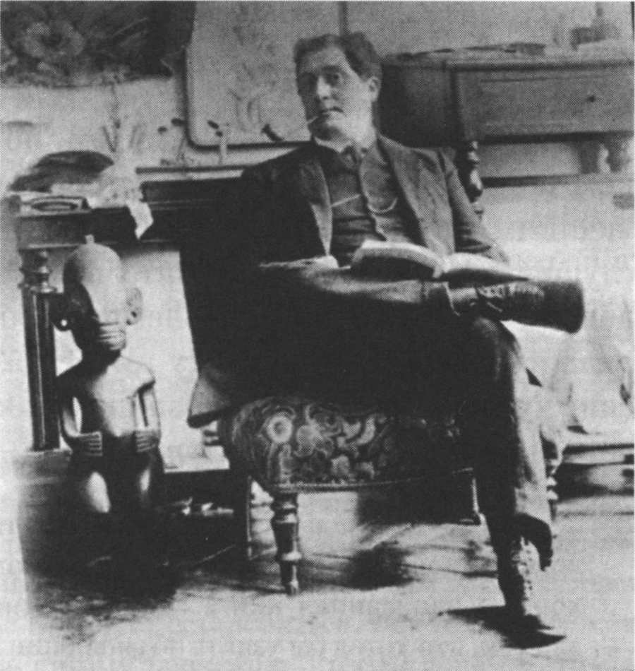Фотография Гийома Аполлинера, сделанная Пикассо. 1910
